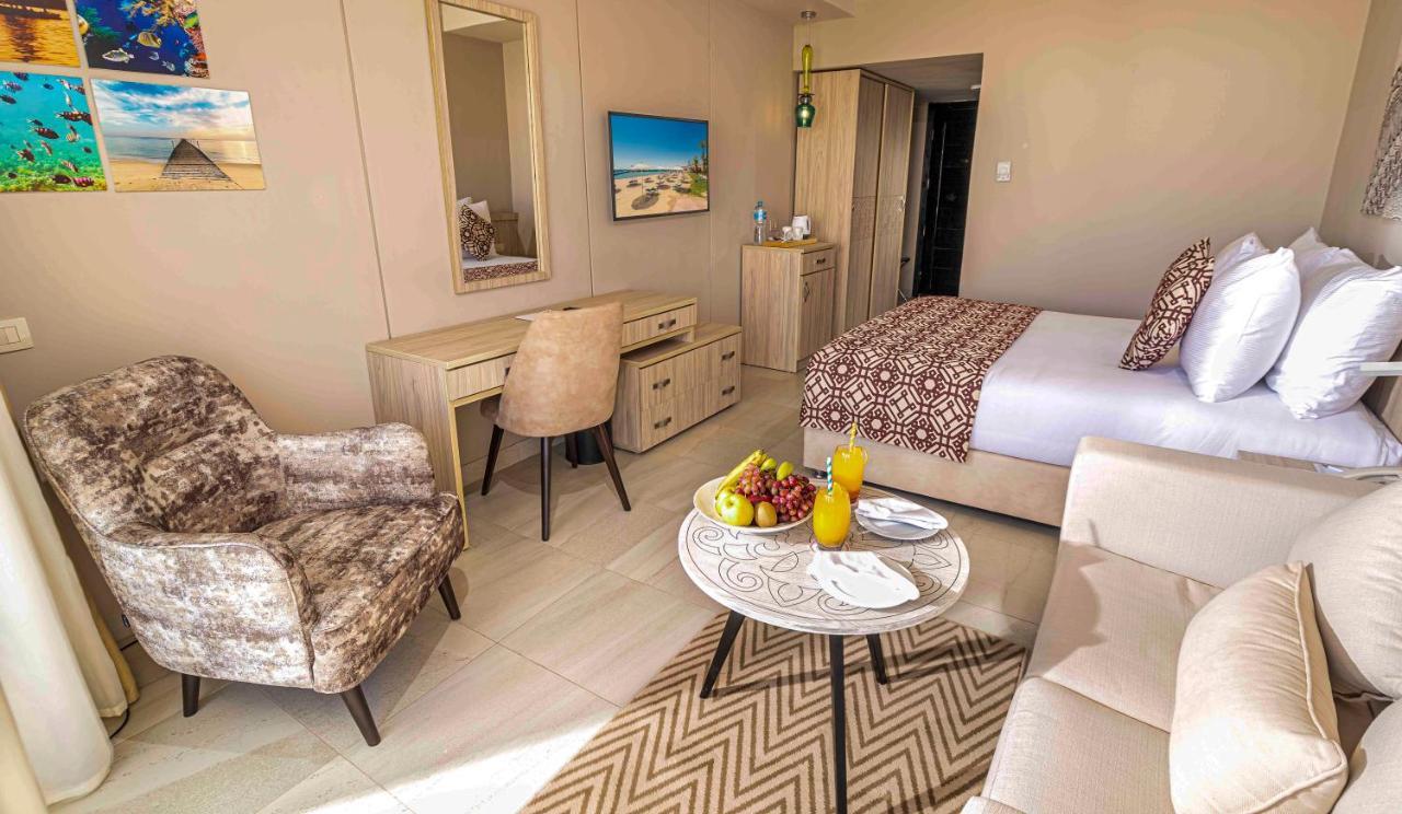 Superior Double or Twin Room with Garden View