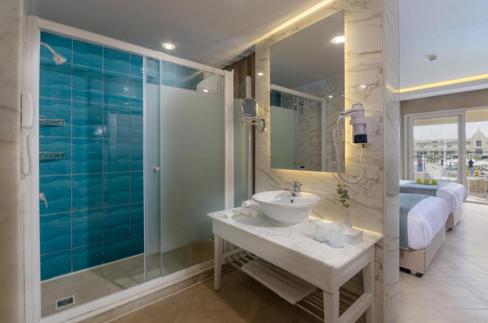 Double or Twin Room Pool View