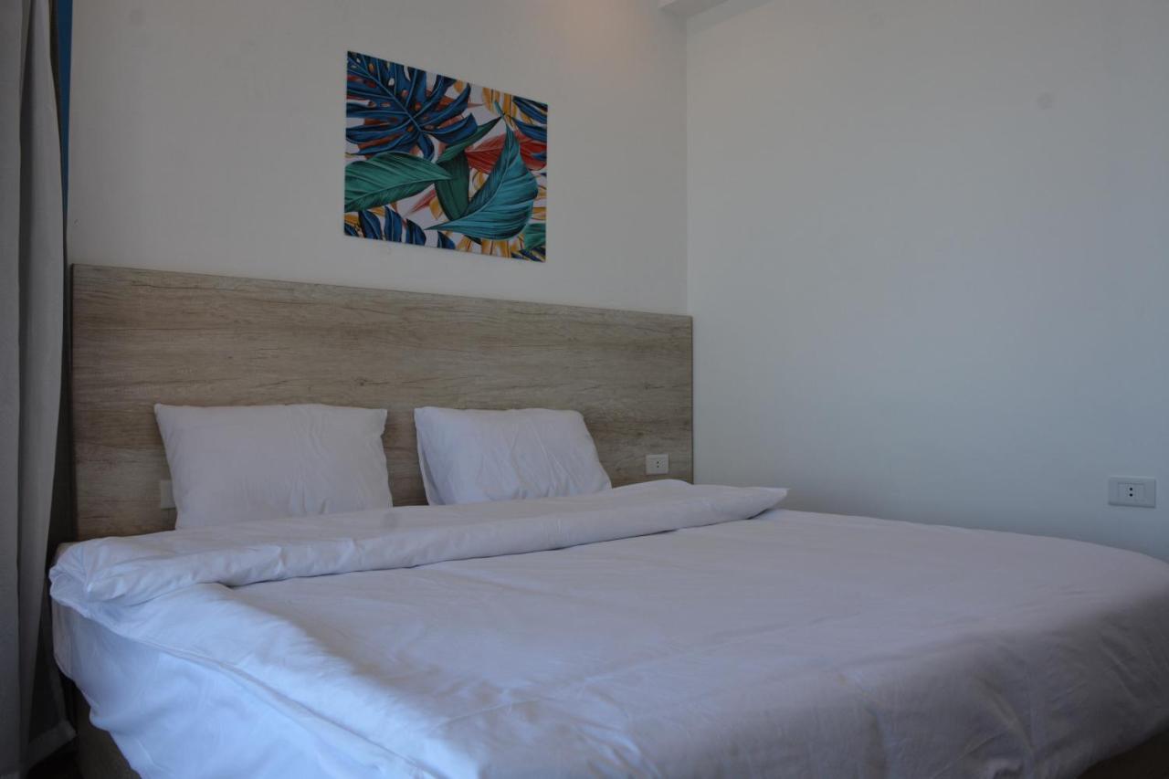 Deluxe King Suite,1299164965:JPEG