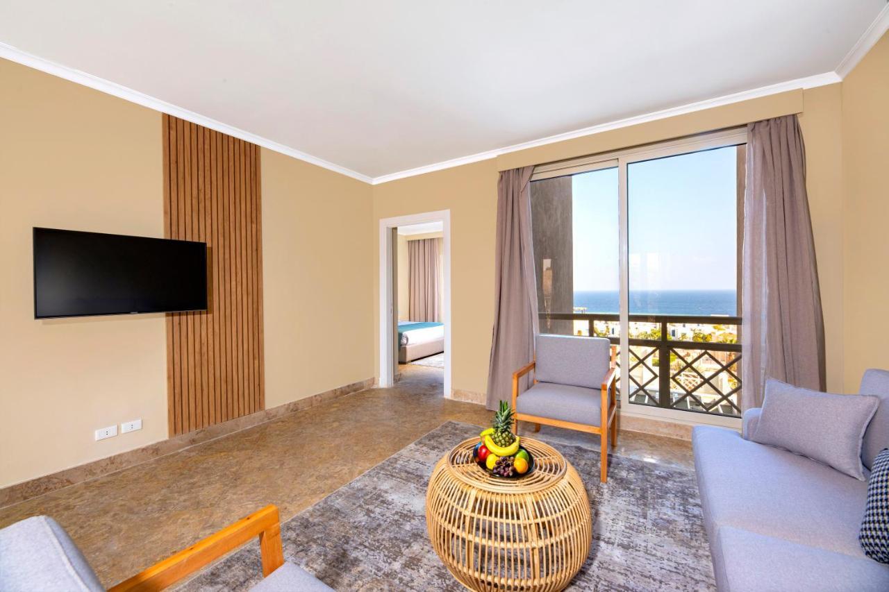 Junior Suite,1342069550:JPEG