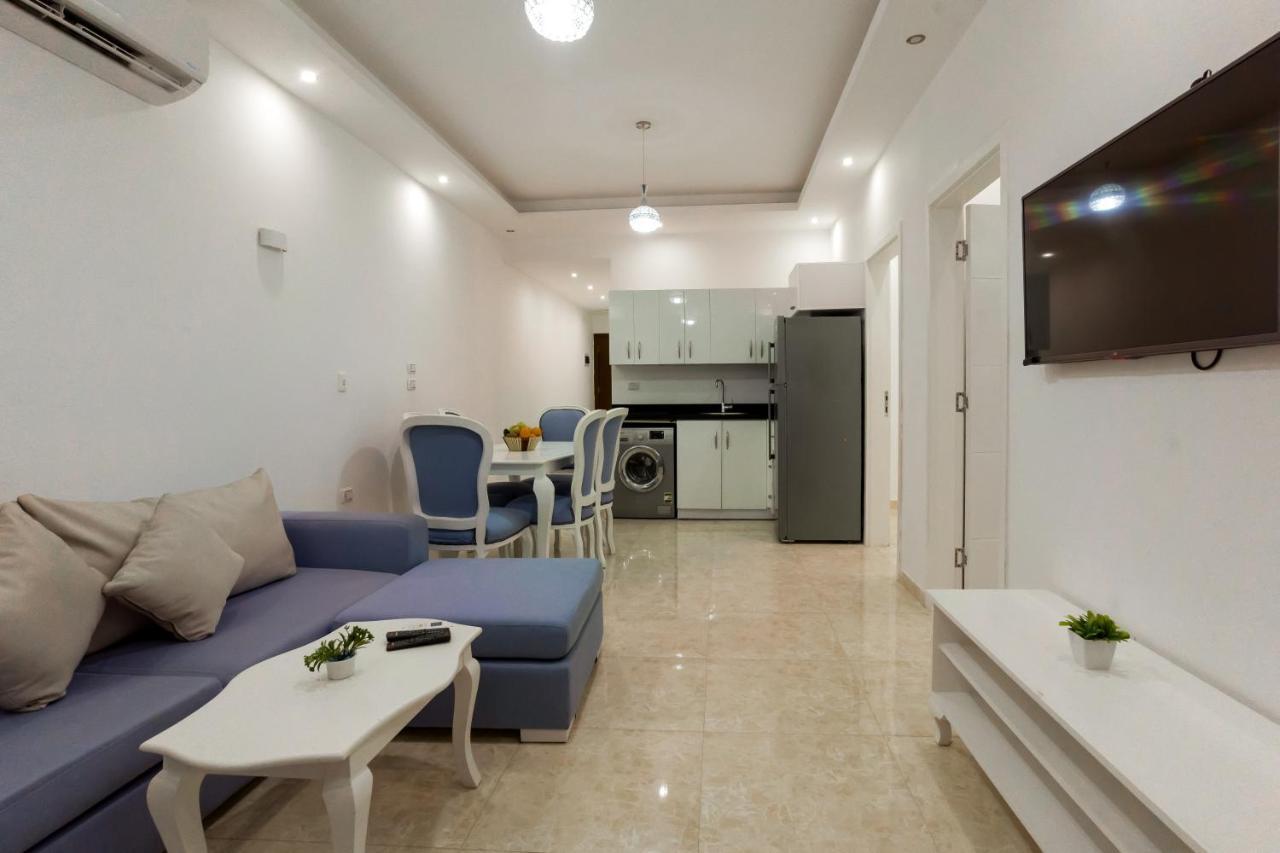 Three-Bedroom Suite,1377894878:JPEG