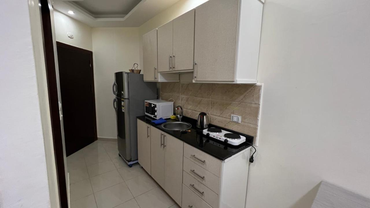 Studio Apartment with Sea View,1480415075:JPEG