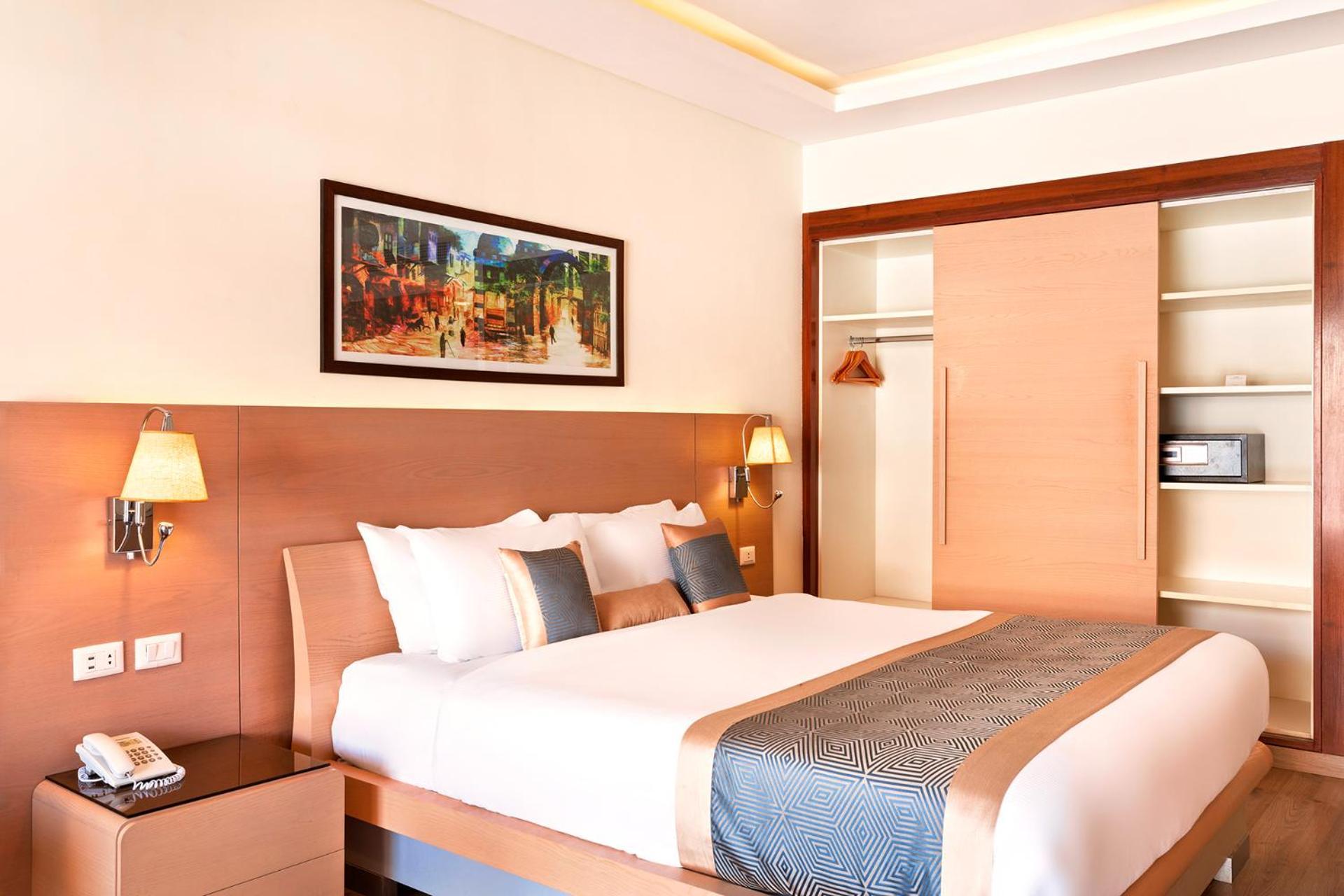 Double Room with Pool View