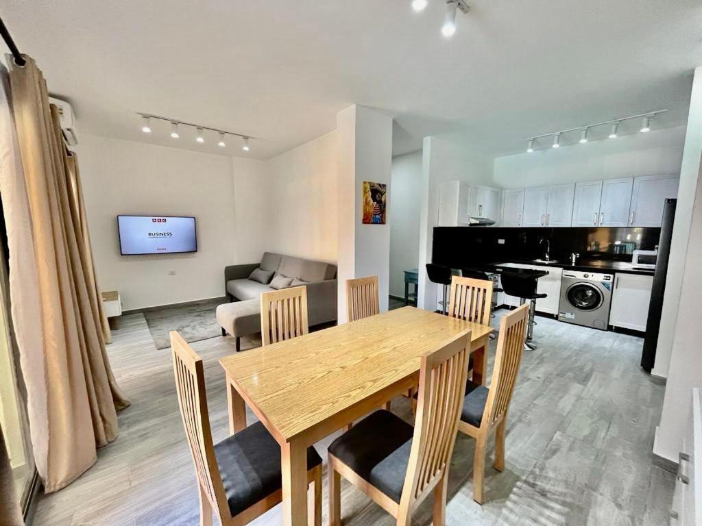 Three-Bedroom Apartment,1593937438:JPEG