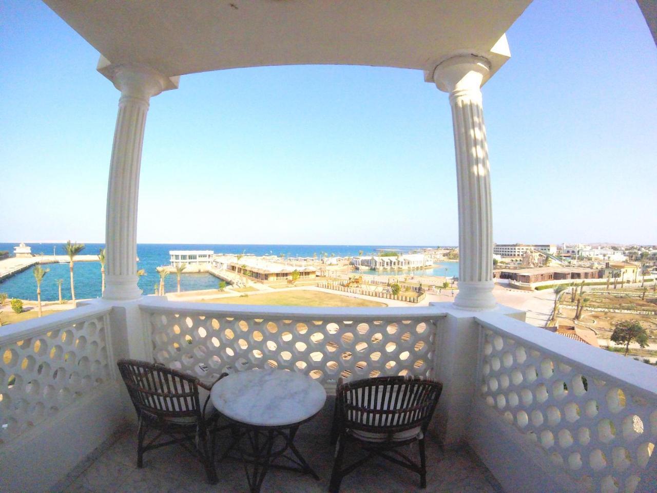 Double or Twin Room with Sea View