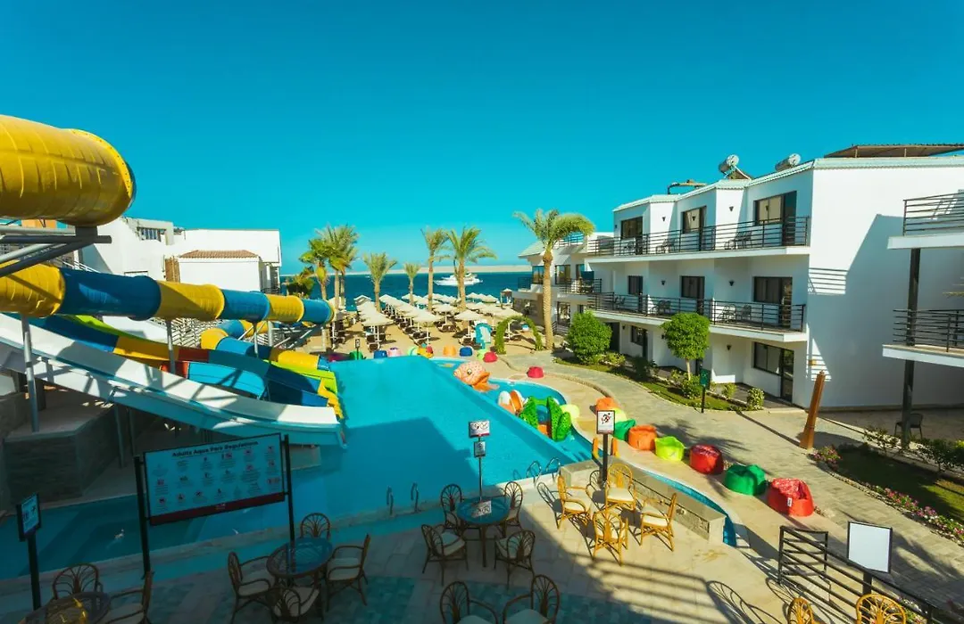 La Rosa Waves Beach - Couple & Families Only-1