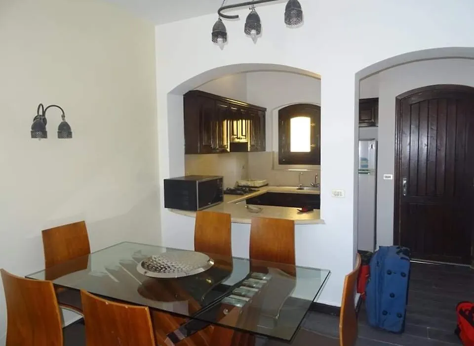 West Golf 3 Bed Room House -Mos-1