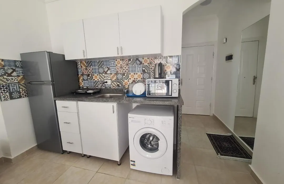 Apartment In Sheraton Plaza Condominium / 207-1