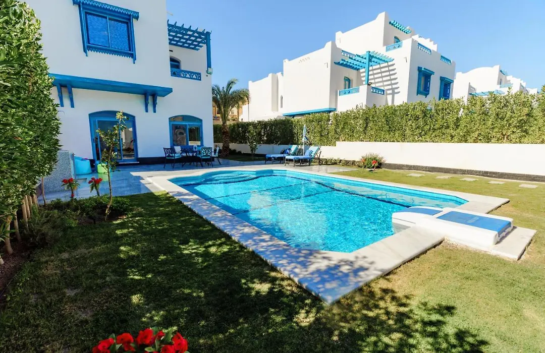 Elegant Seaview Villa-1
