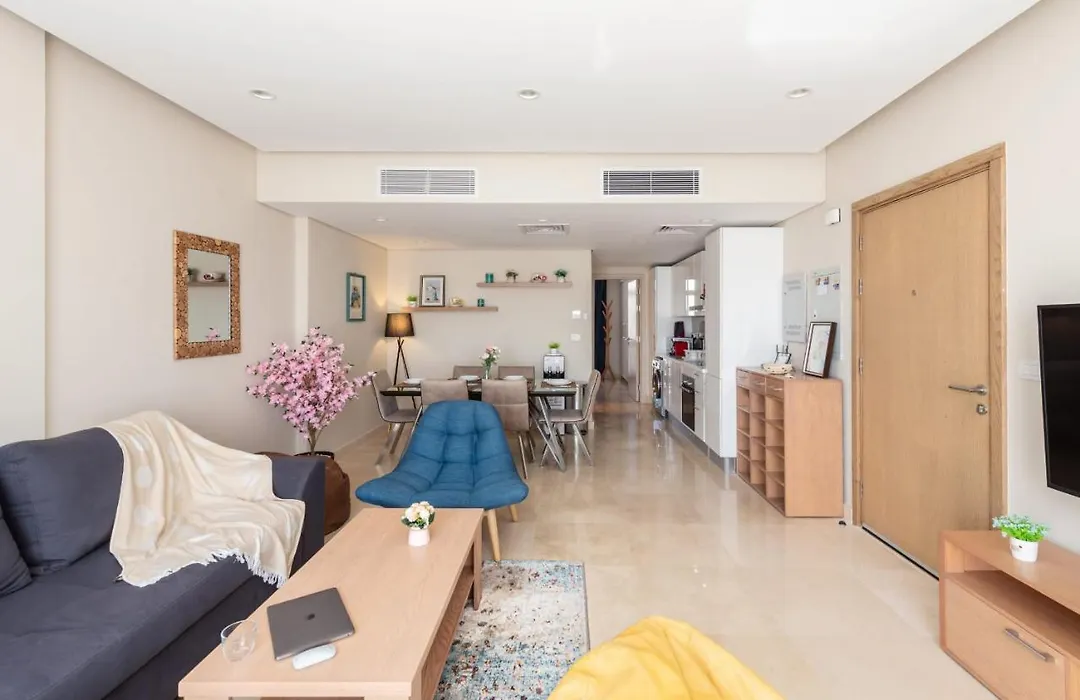 Modish 2 Bdr W Rooftop Beach & Pool Access-1