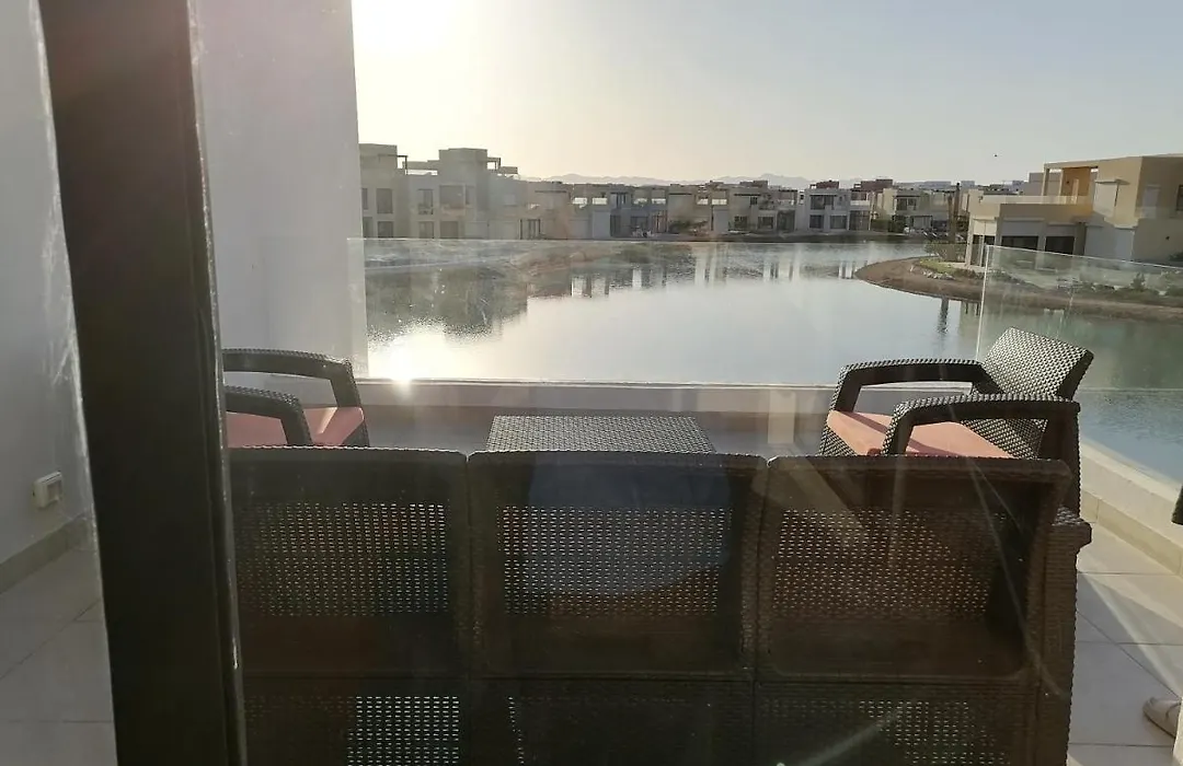 Tawila, 4 Bedroom Villa, Brand New, Directly On A Lagoon-1