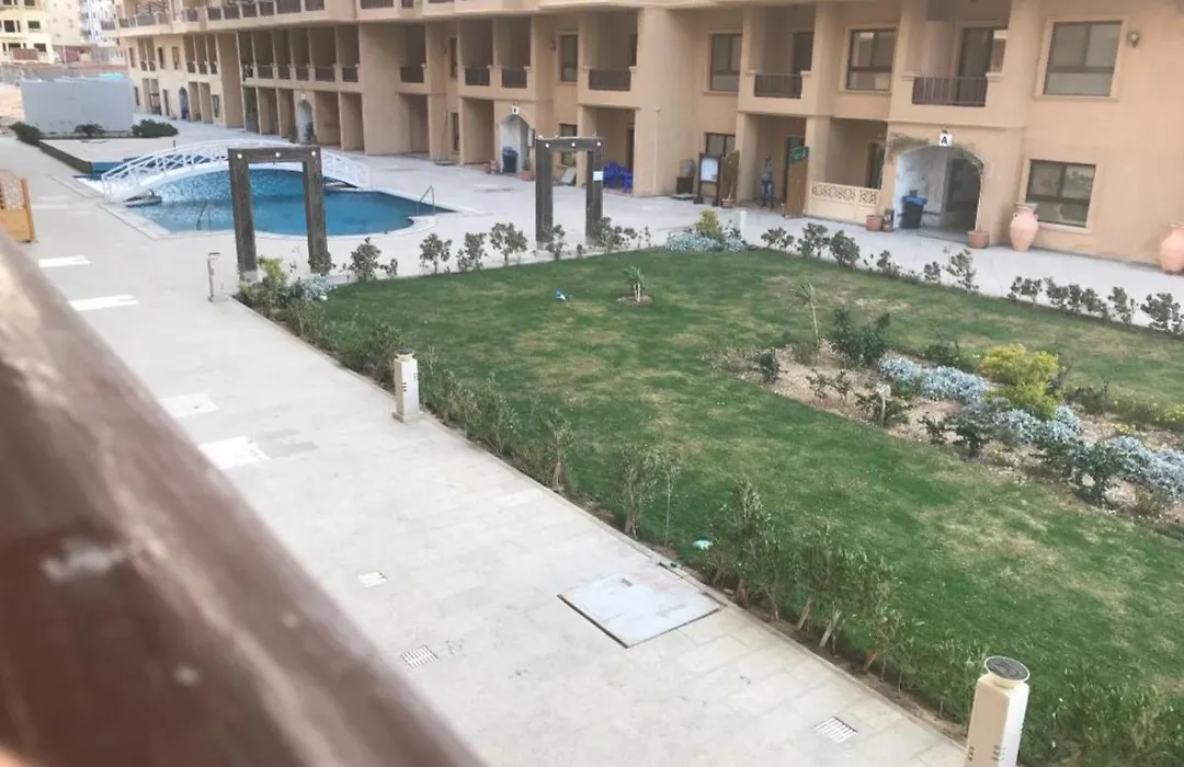Beachfront Modern Studio, Private Beach And Swimming Pools At Turtles Beach-1