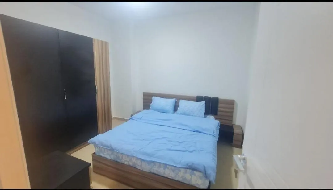 Beautiful 2 Bedroom Apartment Overlooking The Sea And Swimming Pools For Recreation And Spending Time With The Beauty Of Nature-1