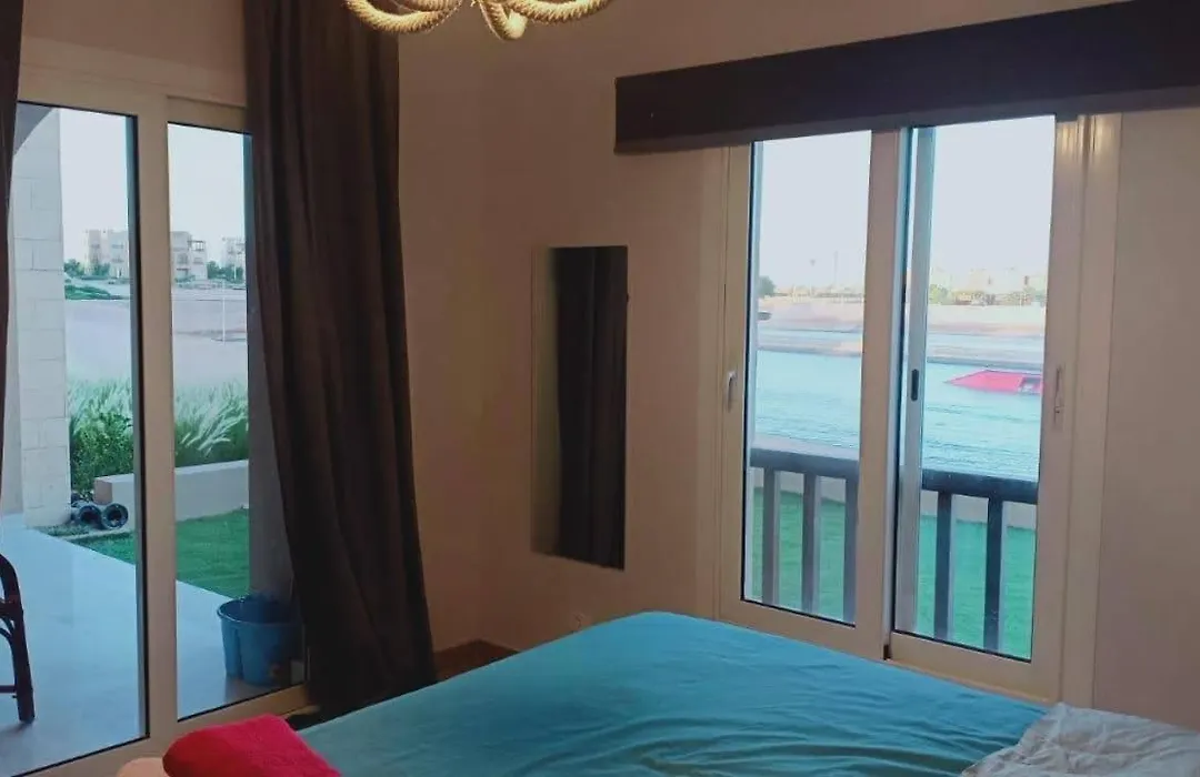 البحر الاحمر-1