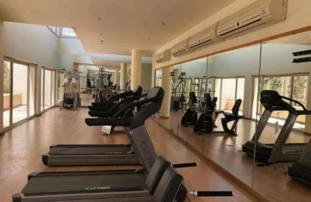 Cheerful 3-Bedroom Holiday Home With Private Pool&Garden-1