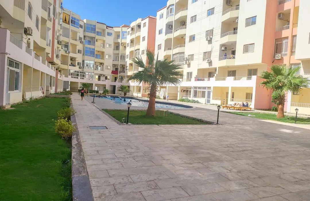 Apartments Seapearl Near The Sea Redsealine-1