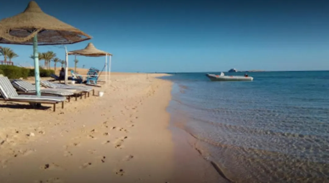 Designer Studio With Amazing Views Of The Red Sea!-1