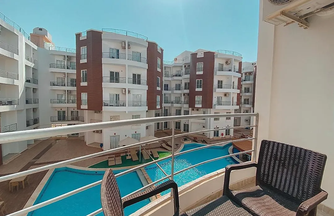 Brand New 2 Bedroom Apartment 5 Minutes To Elgouna-1