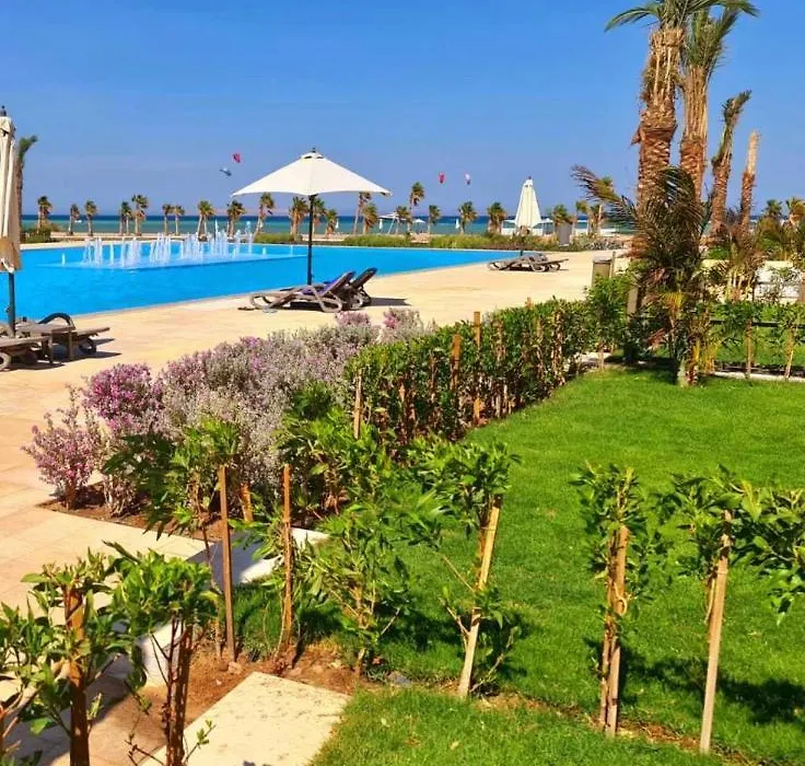 Luxurious Sea View 2 Bedroom & Private Garden To The Pool At Mangroovy-1
