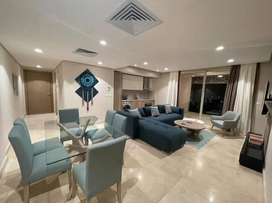 Lovely 2-Bedroom Apartment In Mangroovy Pool View!-1