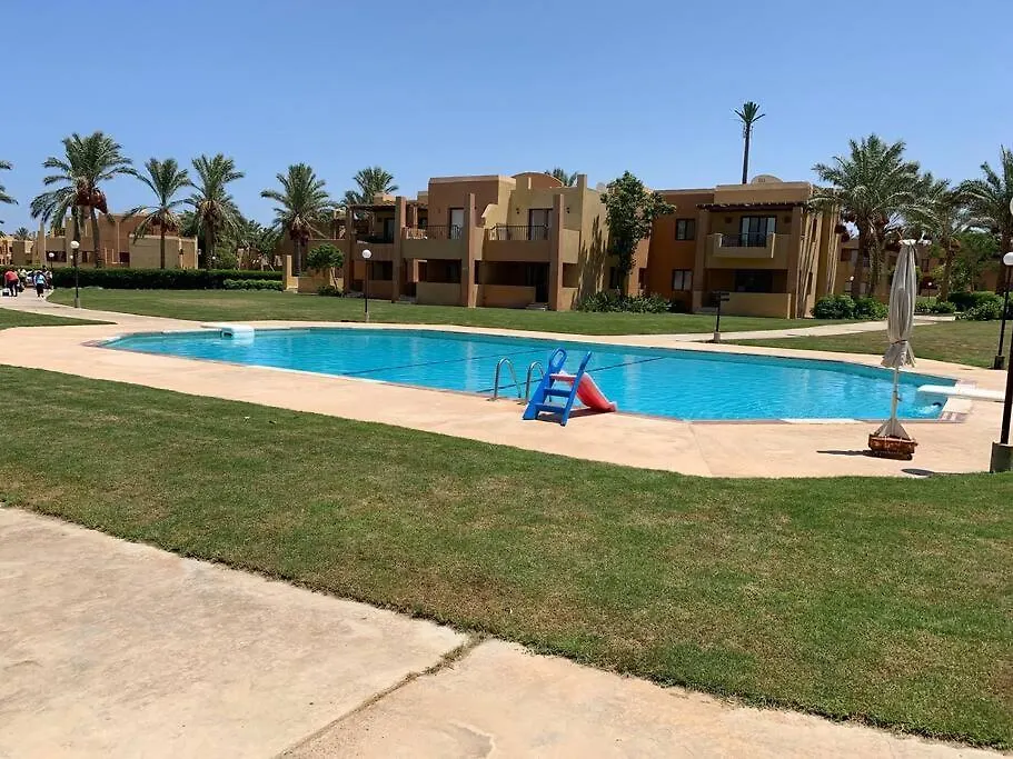 Lovely 1 Bedroom Chalet With A Pool At Stella Makadi-1
