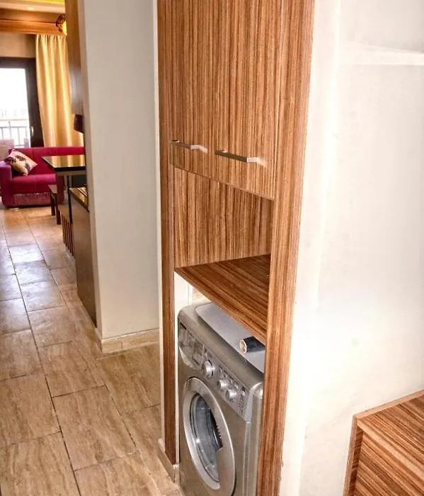 Aldau Heights Appartment-1