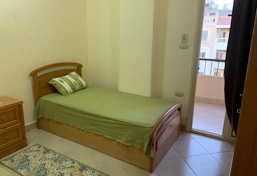 شقة سكنية ذات طابع عائلى متميز بها كافة الامكانيات من فلتر ماء وواى فاى-1