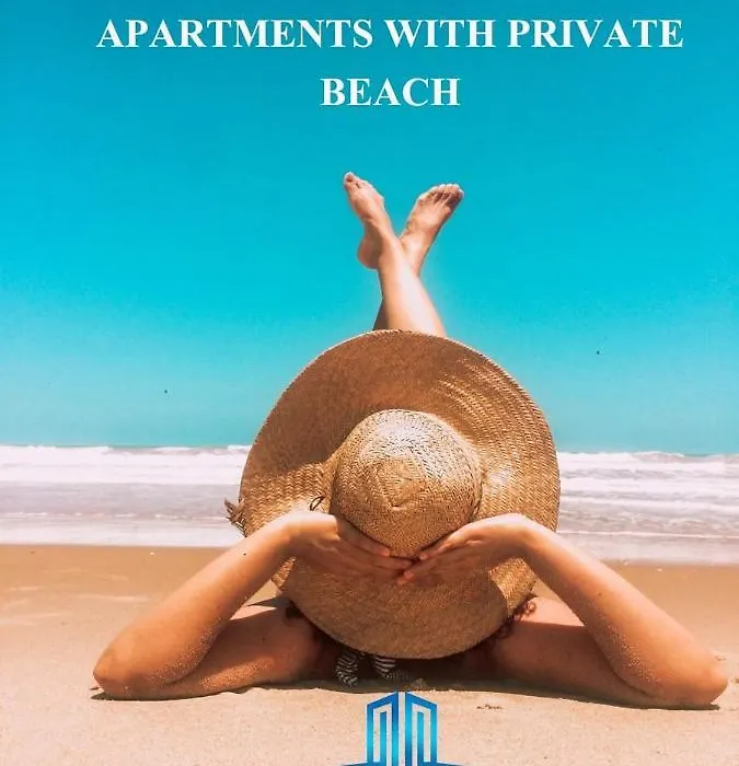Perfect For Families, Sunny, Seafront , Central & Wi-Fi-1