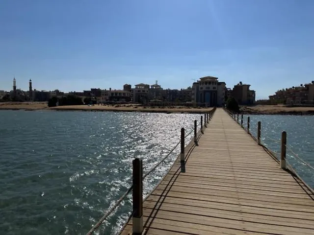 308E - Kitesurf Studios In Royal Beach-1