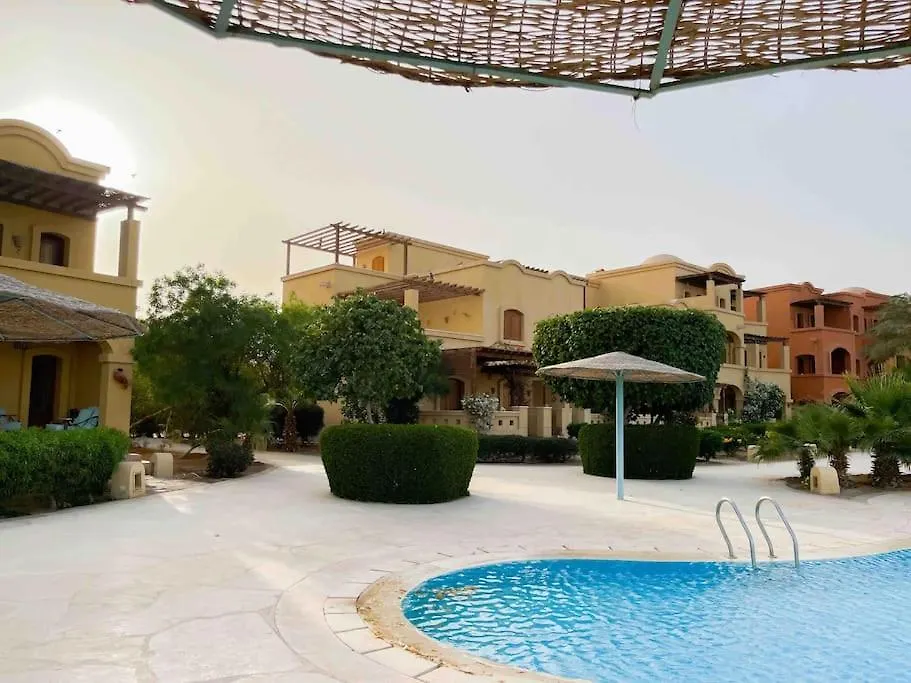 Spacious Design Apt In Gouna At Infinity Pool And Lagoon View-1