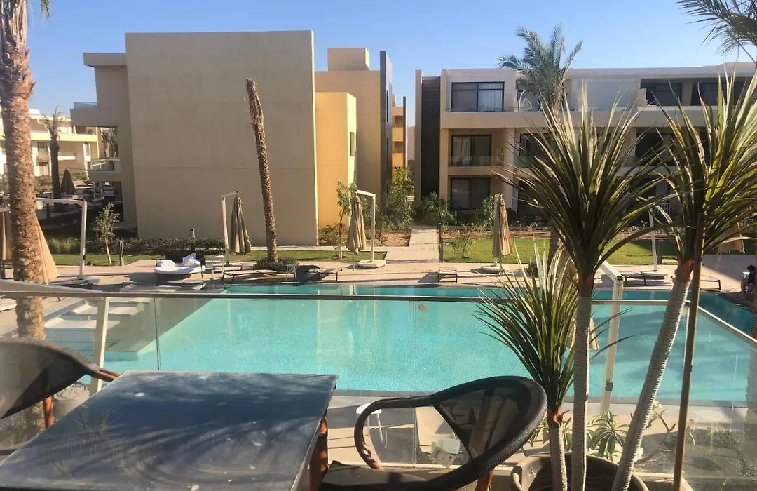 Gouna-1