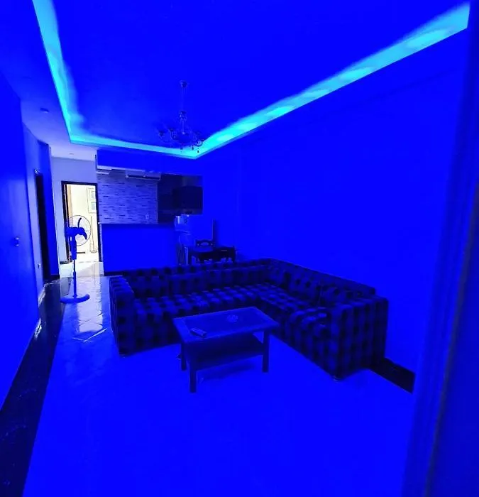 Shka Fndkia Llaigar Alioma Balgrdka: Central Comfort with Spa & Elevator-1