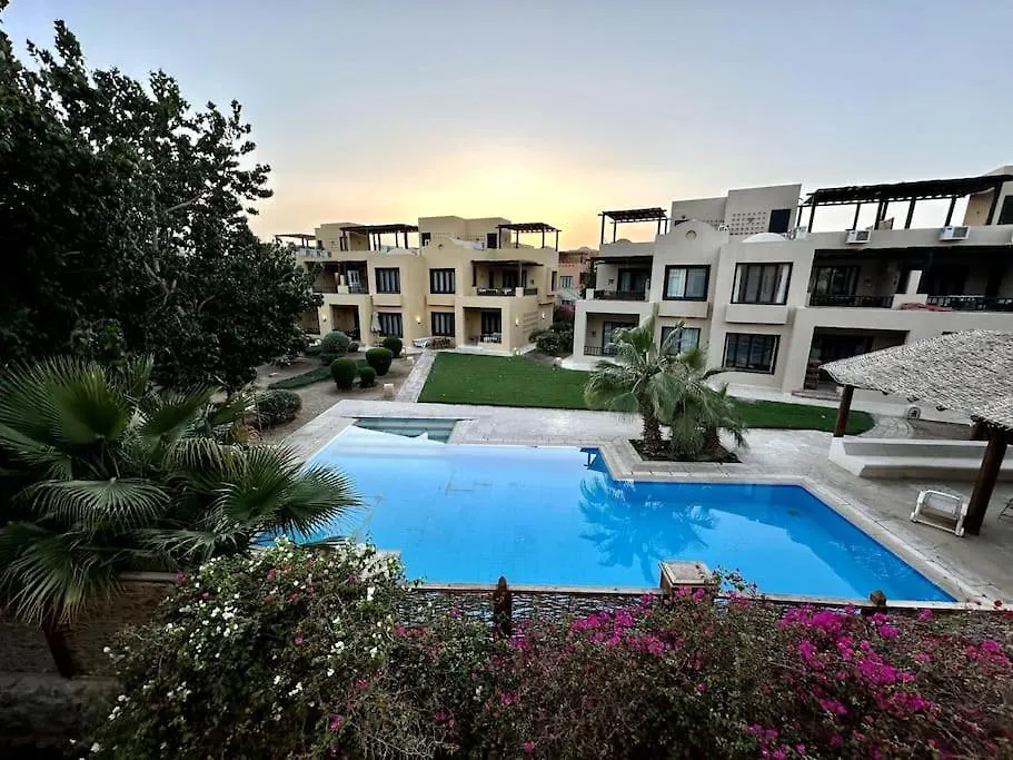Stylish 2Br Condo In El Gouna I Pool & Beach Access-1