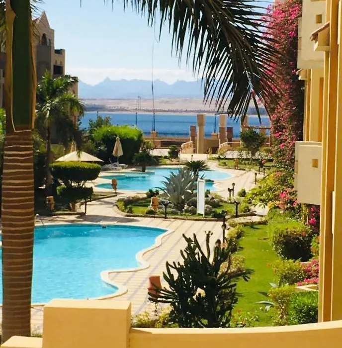 Sahlhasheesh Hurgada-1