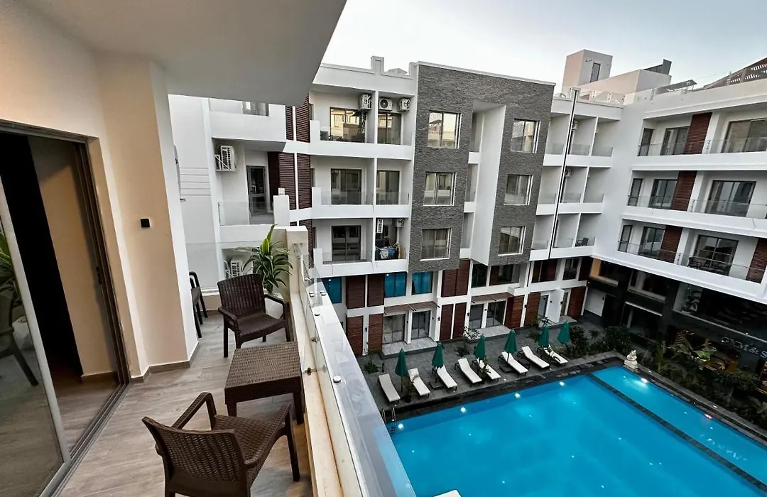 Hurghada - Apartment - Sleeps 6 - Pool - Parking-1