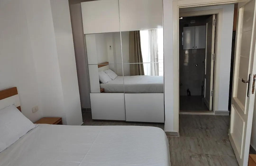 Aqua Palms Villa 6 - A Stunning Rooftop One Bedroom Apartment-1