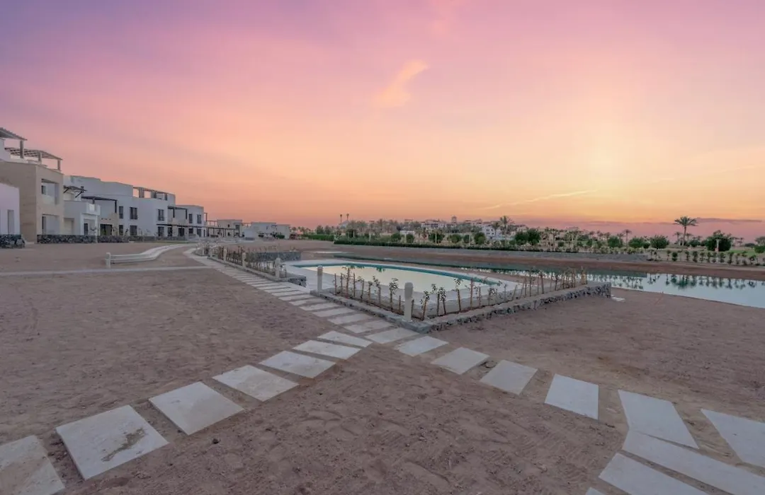 Classy 2Br In Cyan, El Gouna. Ground Floor, Pool & Bbq-1