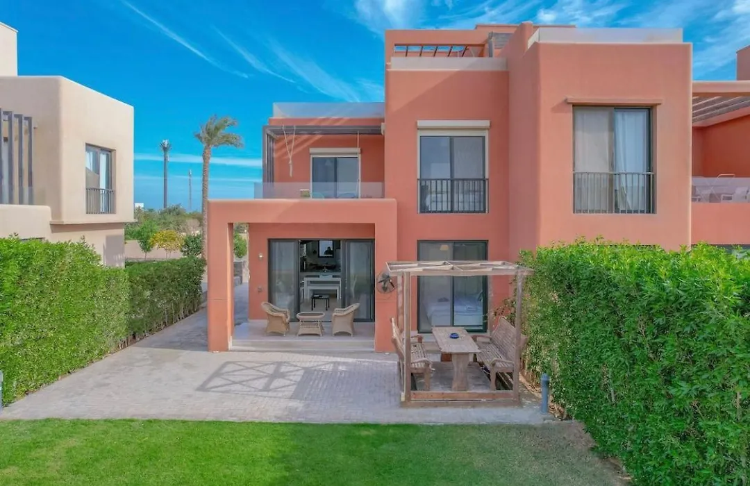 Mallard Duck 3 Bedroom Townhouse Elgouna-1