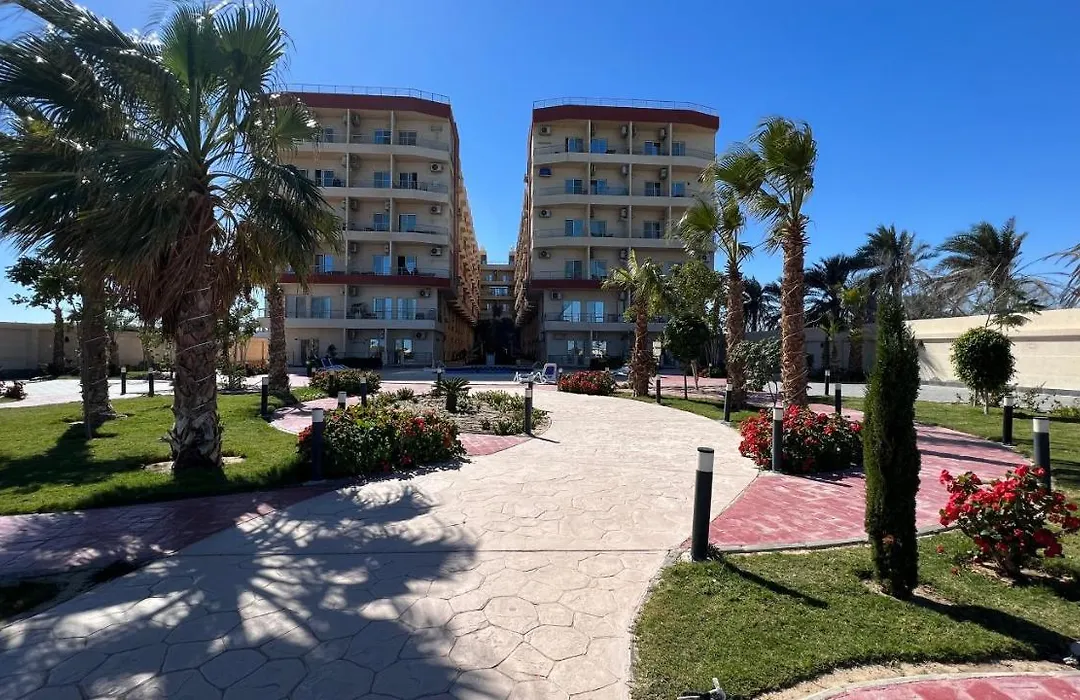 Casablanca Beach Resort, First Line, With Private Beach And Swimming Pools,Hurghada-1