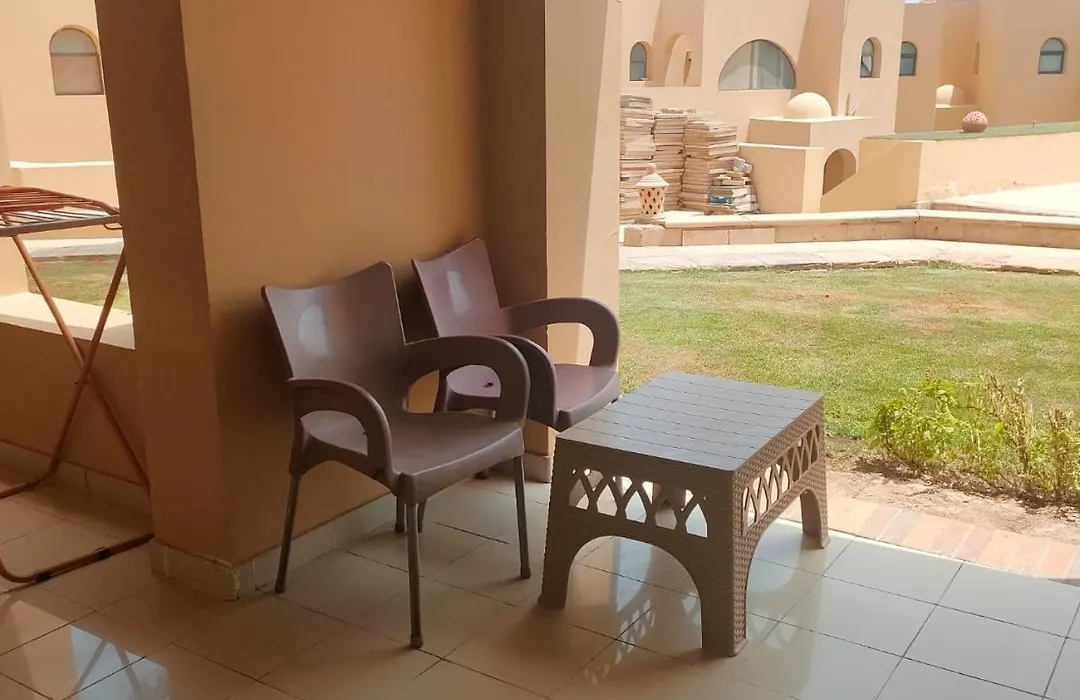 One Bedroom Apt At The View - B104-1