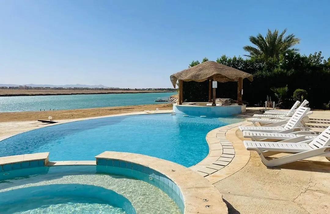Unique 6 Bedrooms Villa 38 At White Villas El-Gouna-1