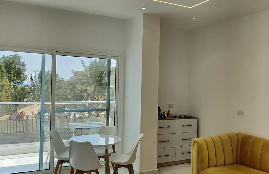 Hurghada 1-Bedroom Apartment, Sea Light Complex-1