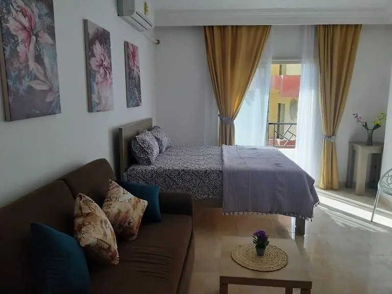 Exoticky Apartman-1