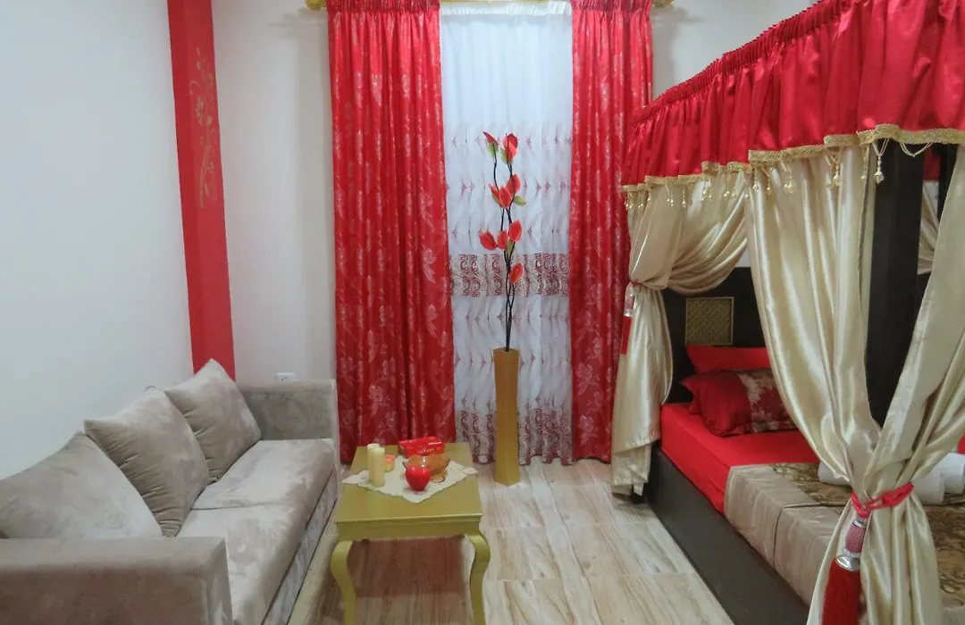 Apartments Yin Yang Redsealine Hurghada-1