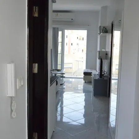 Cozy Apartment For Vacations-2