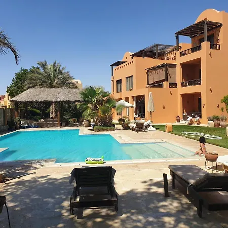 2 Bedrooms South Marina Gouna Free Access Pool Free Enteranc Beach 3 Min Walk-2