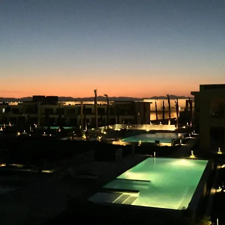 Renovated Lovely Cozy Studio In G Cribs, Elgouna-3