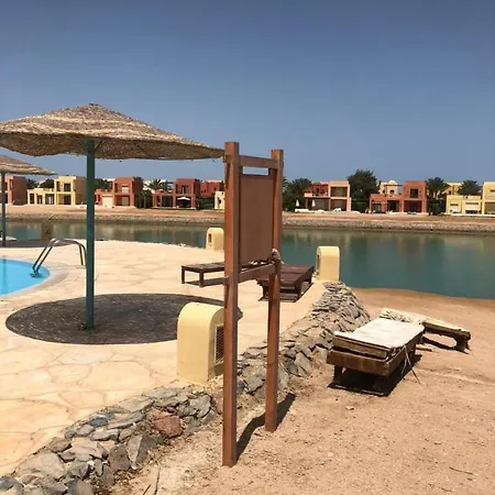 West Golf 3 Bed Room House -Mos-2