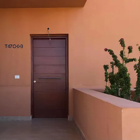 Cozy Brand New One Bed Room Apartment In Elgouna-2