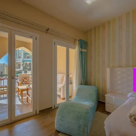 Marina Mosaique 1 Bedroom Apartment With Pool View-2